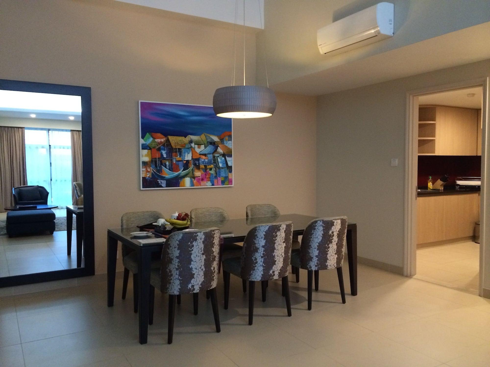 Somerset Ho Chi Minh City Exterior photo A dining room in a condominium